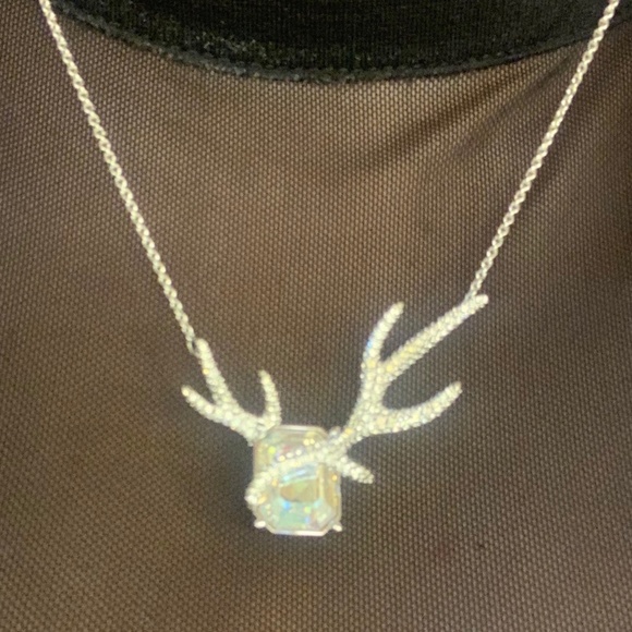 5568014 swarovski deals